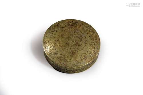 Round gilt bronze box with decoration \nengraved Li…