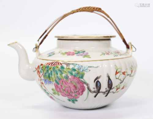 Chinese Qing Famille Rose Porcelain Teapot