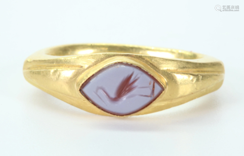 Egyptian Ibis Bird Agate Intaglio in 22K Gold Ring