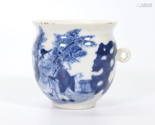 Chinese 19 C Bird Feeder Blue & White Porcelain