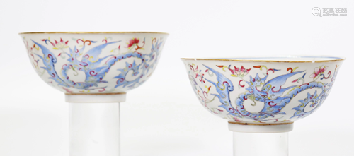 Pair Chinese Qing Flying Dragon Porcelain Bowls