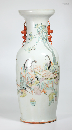 Large Chinese Qing Famille Rose Porcelain Vase