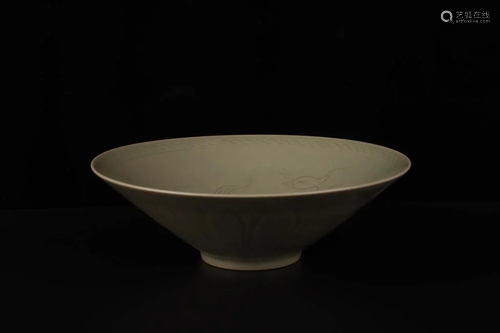 A Yue Kiln Secret Colour Porcelain Bowl