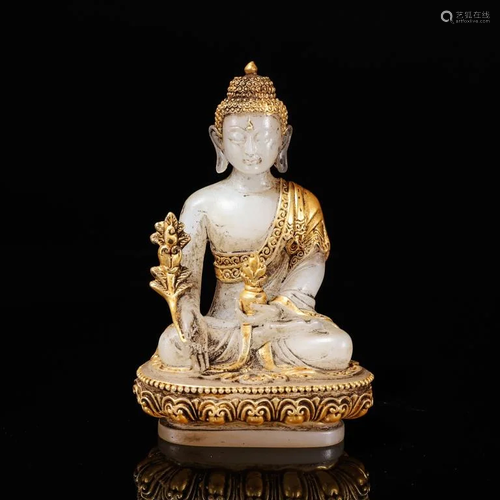 A Glassware Sakyamuni Buddha Statue