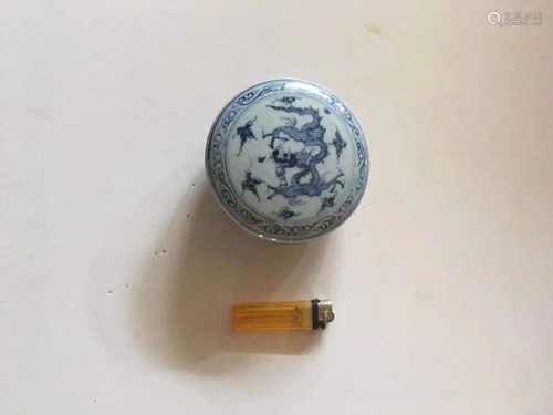 Blue and White Porcelain Box