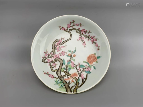 A Famille Rose Floral Porcelain Plate