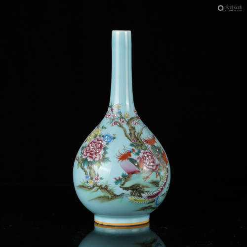 Chinese Famille Rose Porcelain Vase