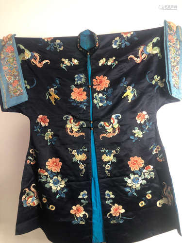 Chinese Embroidery Silk Robe