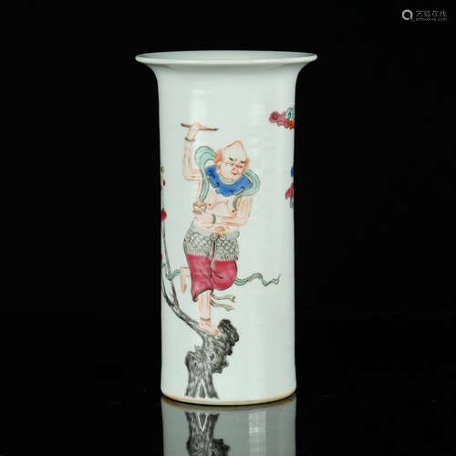 Chinese Famille Rose Porcelain Vase