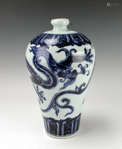 19TH C BLUE & WHITE DRAGON MEIPING VASE