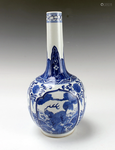 CHINESE KANGXI PORCELAIN BLUE & WHITE BOTTLE VASE