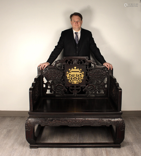 IMPRESSIVE CARVED & PIERCED ZITAN THRONE CHAIR