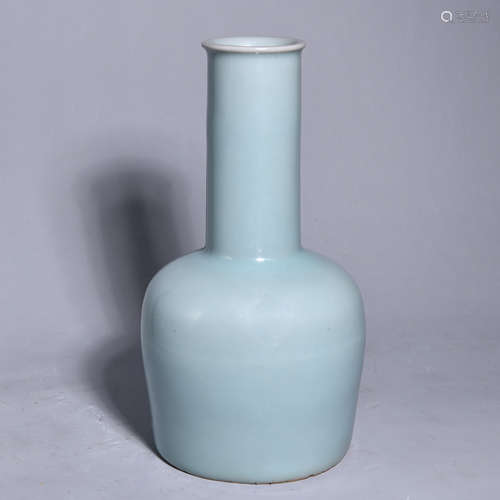 A LONGQUAN KILN BOTTLE