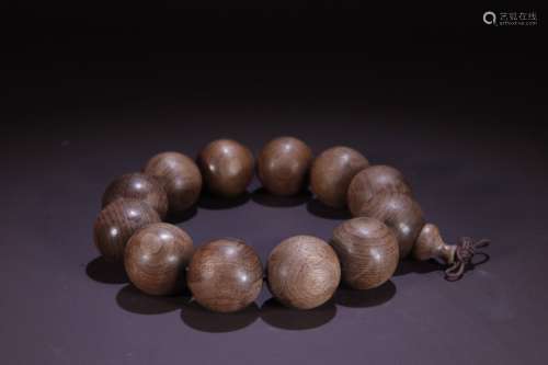 An Agarwood Bracelet