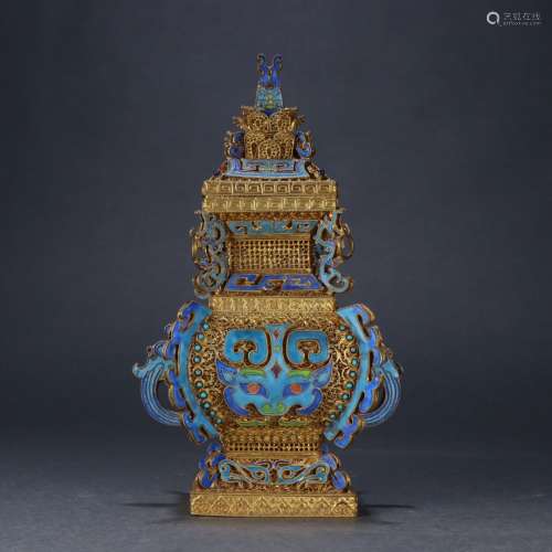 A Gilt Silver Enameling Blue Beast Carved Vase
