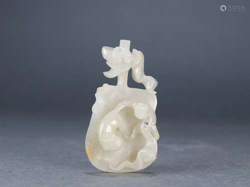 A Hetian Jade Figure&Beast Carved Pendant