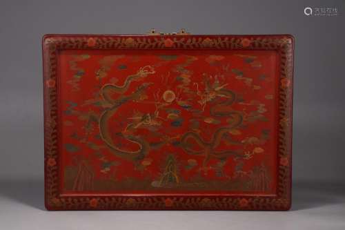 A Lacquerware Dragon Carved Screen
