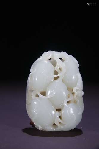 A Hetian Jade Auspicious Pattern Pendant