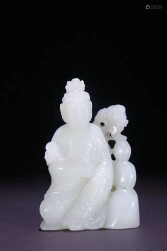 A Hetian Jade Guanyin Ornament