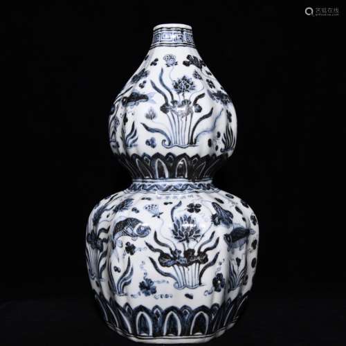 A Porcelain Blue&White Gourd Vase
