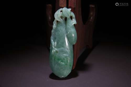 A Jadeite Melon Pendant