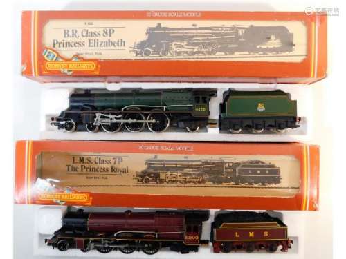 Two boxed 00 gauge Hornby model trains: R080 BR Cl