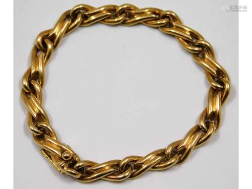 A French 18ct gold heavy gauge bracelet 7.5in long