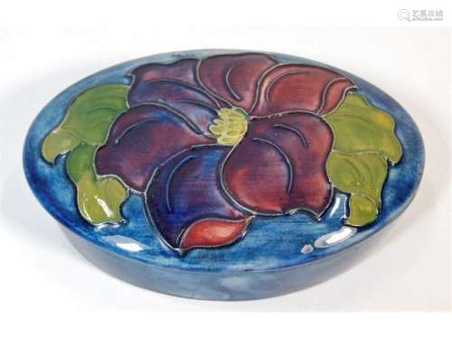 An floral oval Moorcroft pottery trinket box, Pott