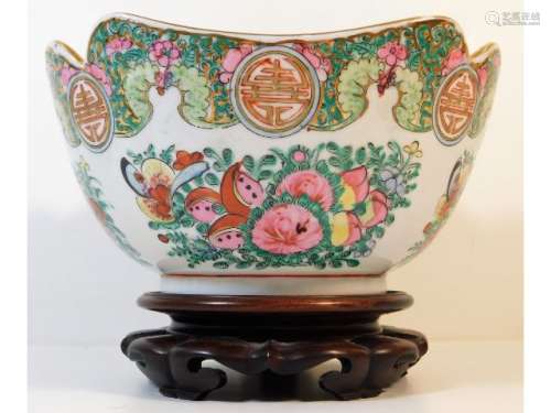 A 20thC. Cantonese porcelain bowl 9in wide x 6.25i