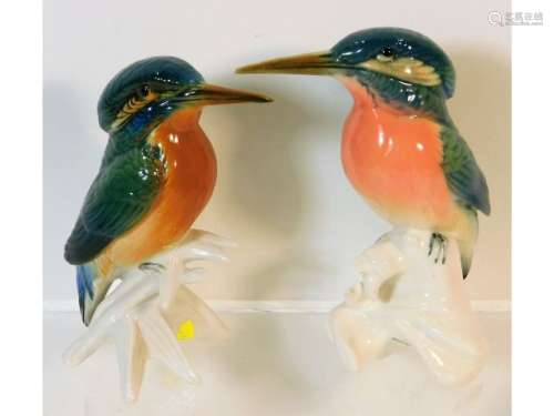 A pair of Karl Ens porcelain kingfisher birds, tal