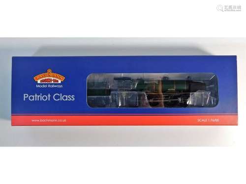 A boxed 00 gauge Bachmann model train: 31-214 - Gi