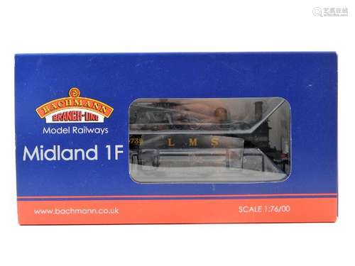 A boxed 00 gauge Bachmann model train: BM Midland