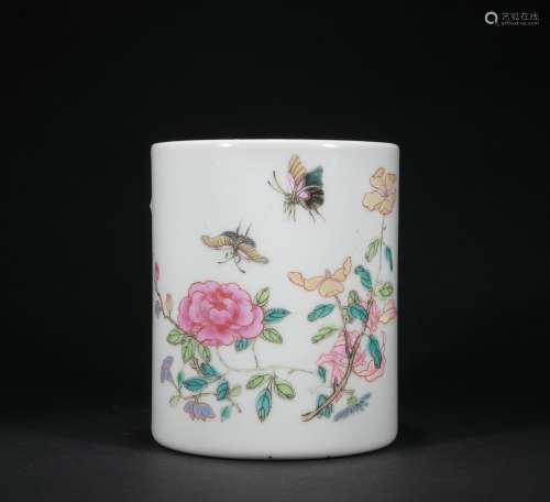 A Wu cai 'floral and birds' pen container