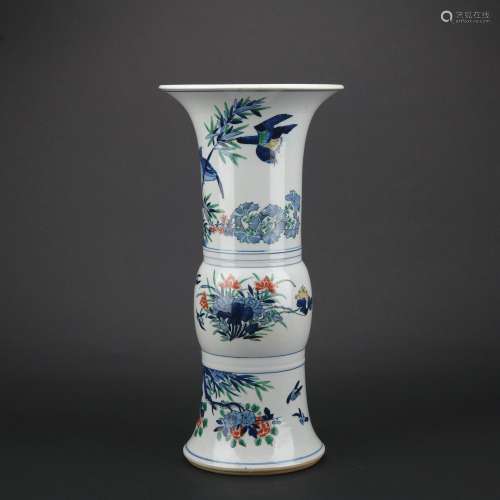 A blue and white 'floral and birds' flower goblet