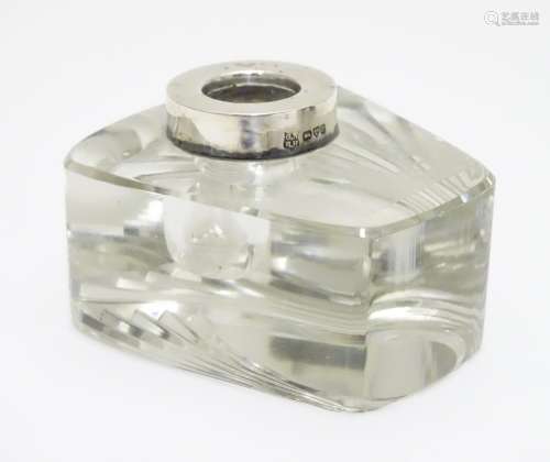 A glass inkwell with silver mount hallmarked Chester 1903 maker George Nathan & Ridley Hayes. 3