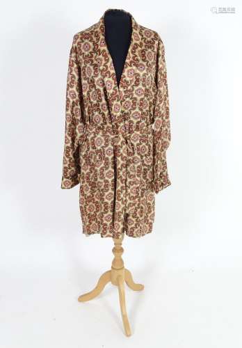A vintage John Morgan mens wrap style dressing gown/robe, with tie belt. Ecru ,orange and brown