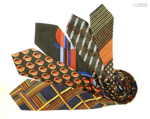 5 Yves Saint Laurent ,Paris silk ties and cravats in various designs and colours (5) Please Note -