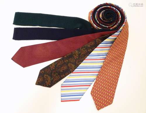 6 TM Lewin ties, 4 silk ties and 2 wool knitted (6) Please Note - we do not make reference to the