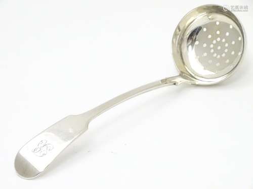 A Victorian Scottish silver fiddle pattern sifting ladle. Hallmarked Edinburgh 1841 maker Mackay &