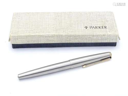 A 20thC Parker convertible fountain pen with 14ct gold 585 nib. Contained within original box,