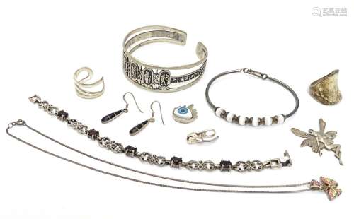 Assorted silver and white metal jewellery including brackets, earrings, pendants, rings etc Please