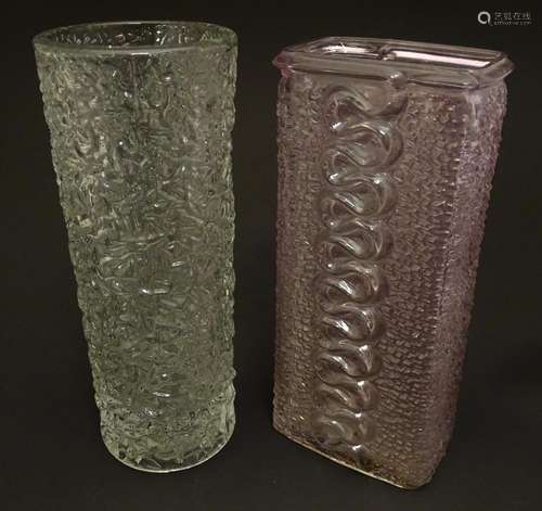 A glass vase of cylindrical form with Whitefriars style bark detail 8