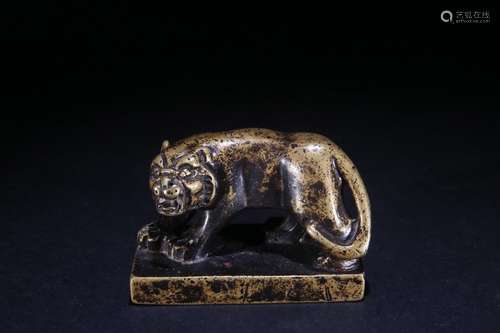 A Gilt Bronze Tiger Seal