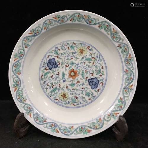 A Porcelain Blue&White Doucai Plate