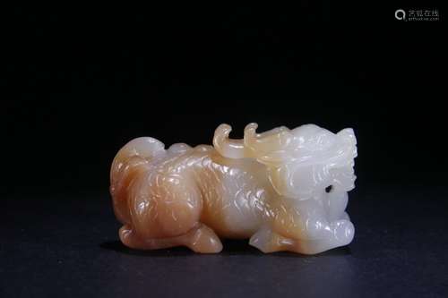 A Hetian Jade Beast Ornament