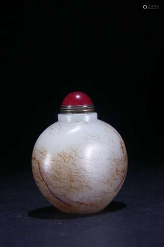 A Hetian Jade Snuff Bottle