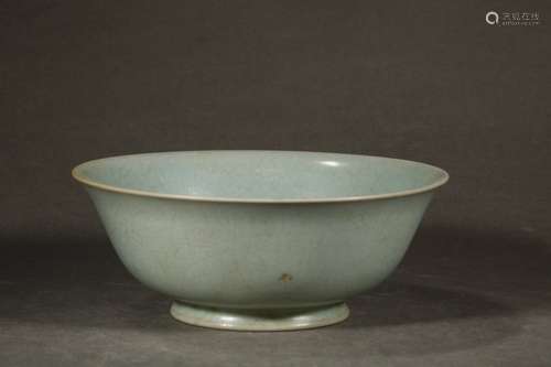 A Ru Kiln Porcelain Bowl