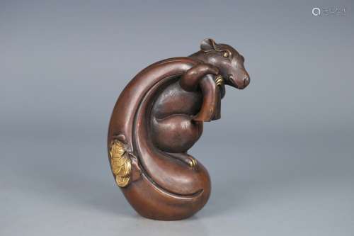 A Bronze Mouse Ornament
