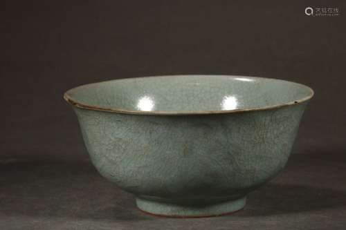 A Ru Kiln Porcelain Bowl