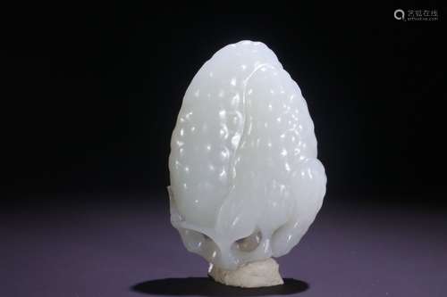 A Hetian Jade Ornament